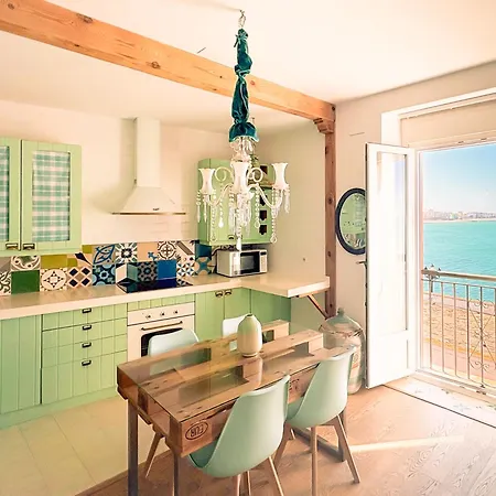 Balcon Al Mar Con Ascensor Grupo Ac Gestion Кадис